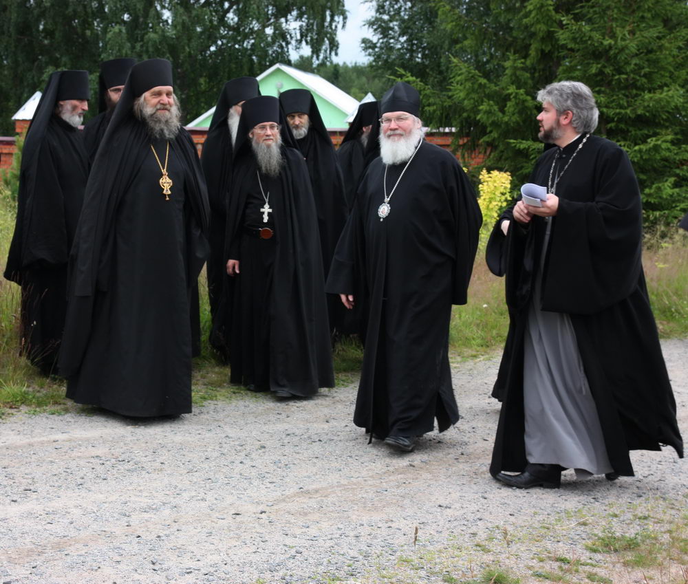 Валаам игумен. Панкратий Валаамский монастырь. Игумен Валаамского монастыря. Братия Важеозерский монастырь. Валаам монастырь монахи.