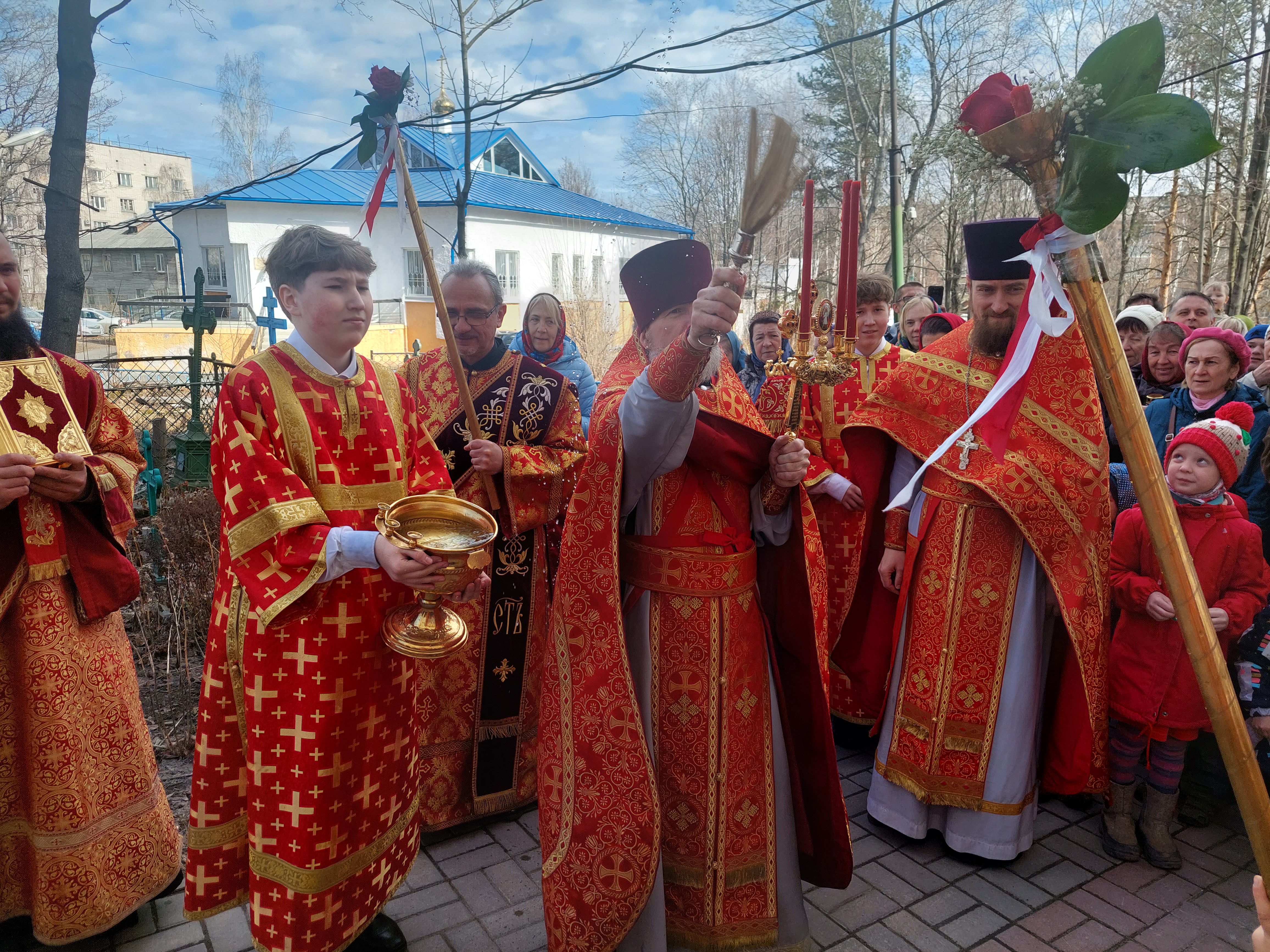 Антипасха во сколько начинается богослужение